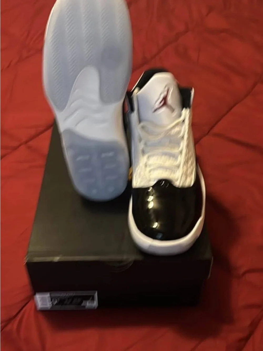 Jordan max aura men Sneakers - White/Black with Red Jumpman